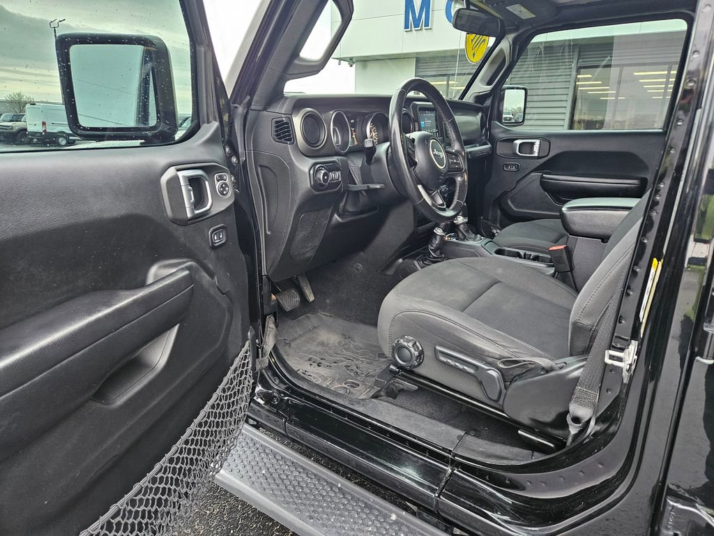 Used 2018 Jeep Wrangler Unlimited Sport S image 9
