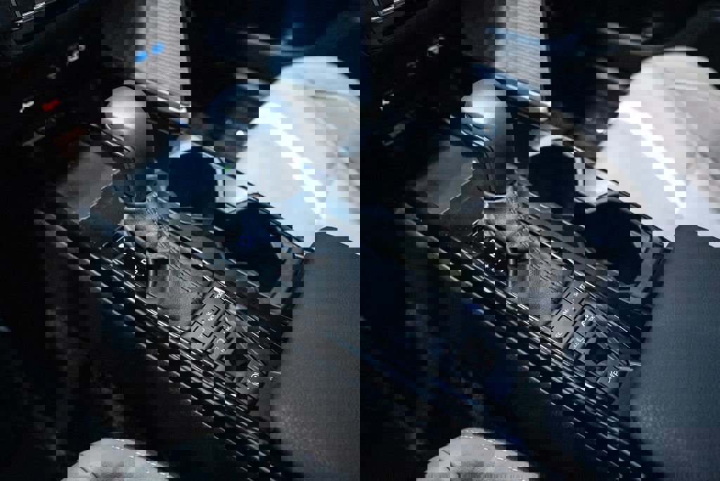 Certified 2025 Toyota Camry SE w/ Convenience Package image 28