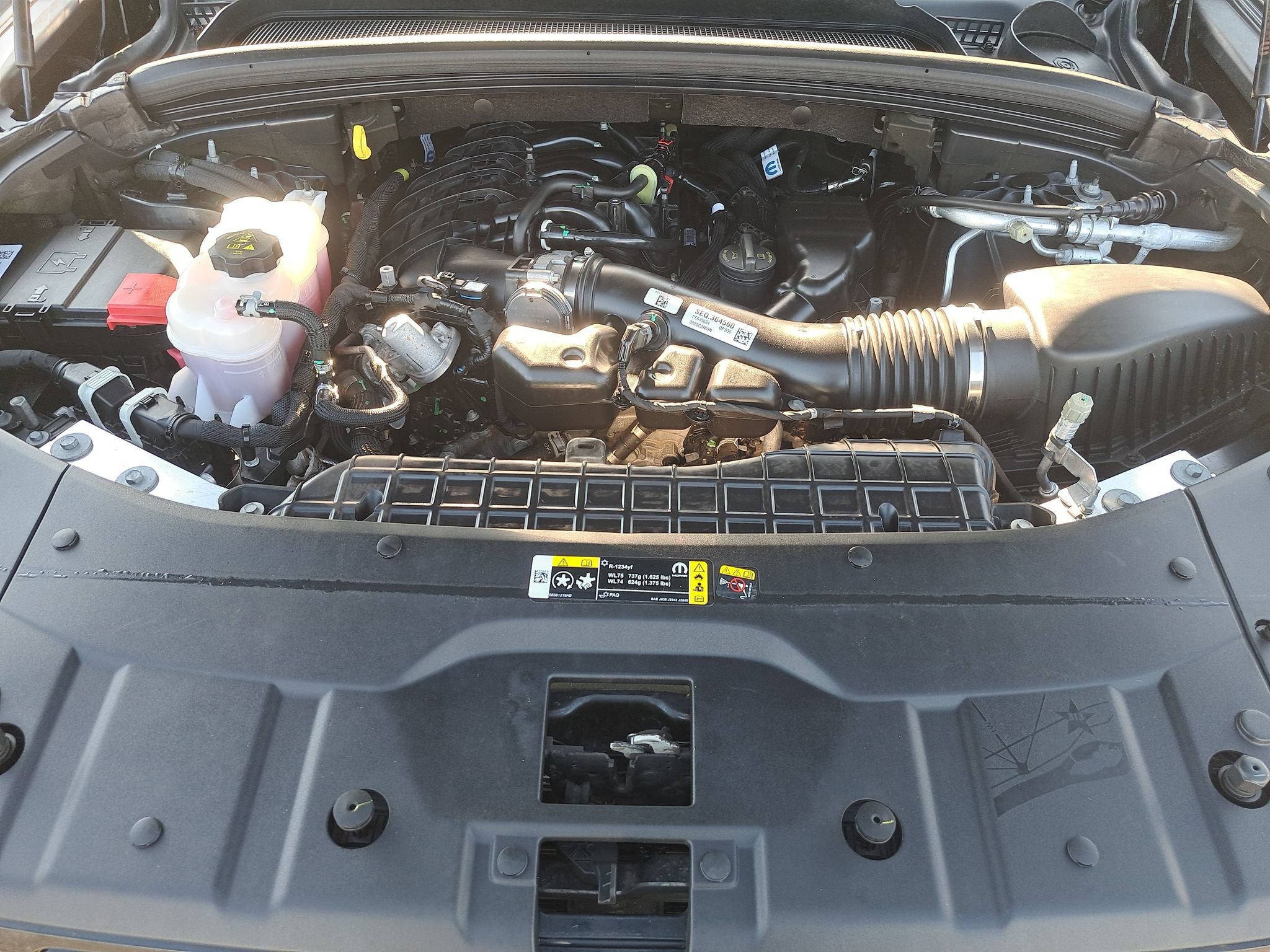 Certified 2023 Jeep Grand Cherokee Limited w/ Trailer Tow Prep Group (B) AWD/4WD image 30