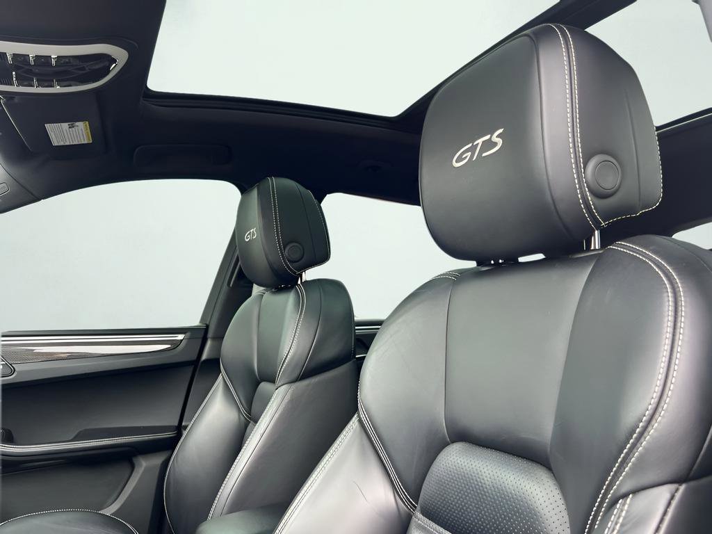 Used 2018 Porsche Macan GTS image 47