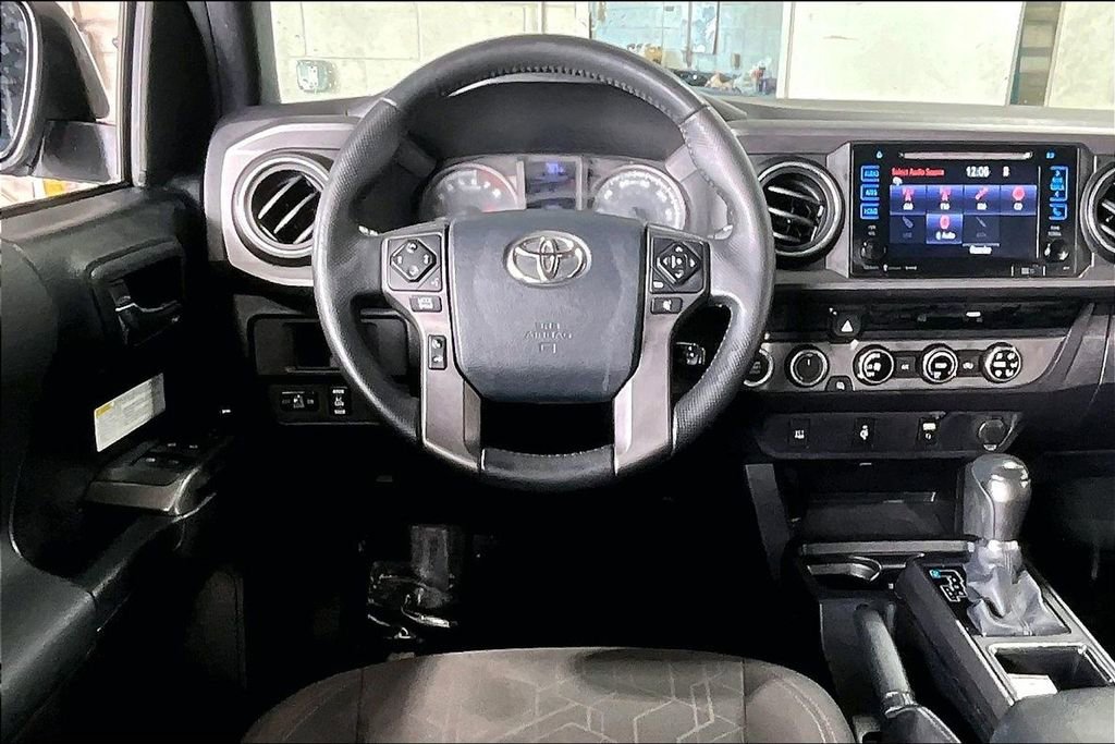 Used 2016 Toyota Tacoma TRD Off-Road w/ Towing Package image 17