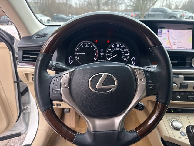 Used 2013 Lexus ES 350 image 16
