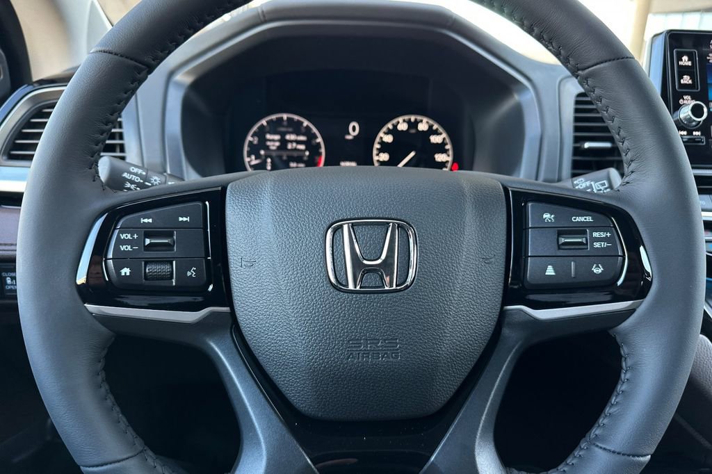 New 2026 Honda Odyssey Touring image 25