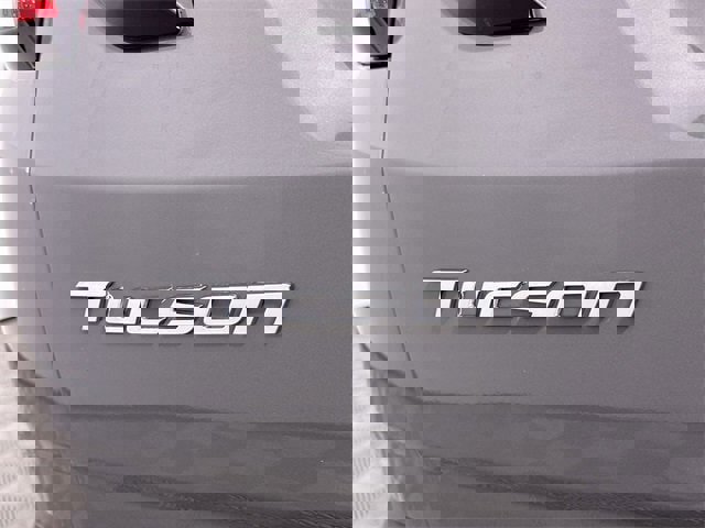 Used 2024 Hyundai Tucson Limited image 32