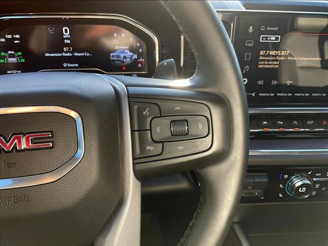 Used 2023 GMC Sierra 1500 SLT w/ SLT Premium Plus Package AWD/4WD image 16