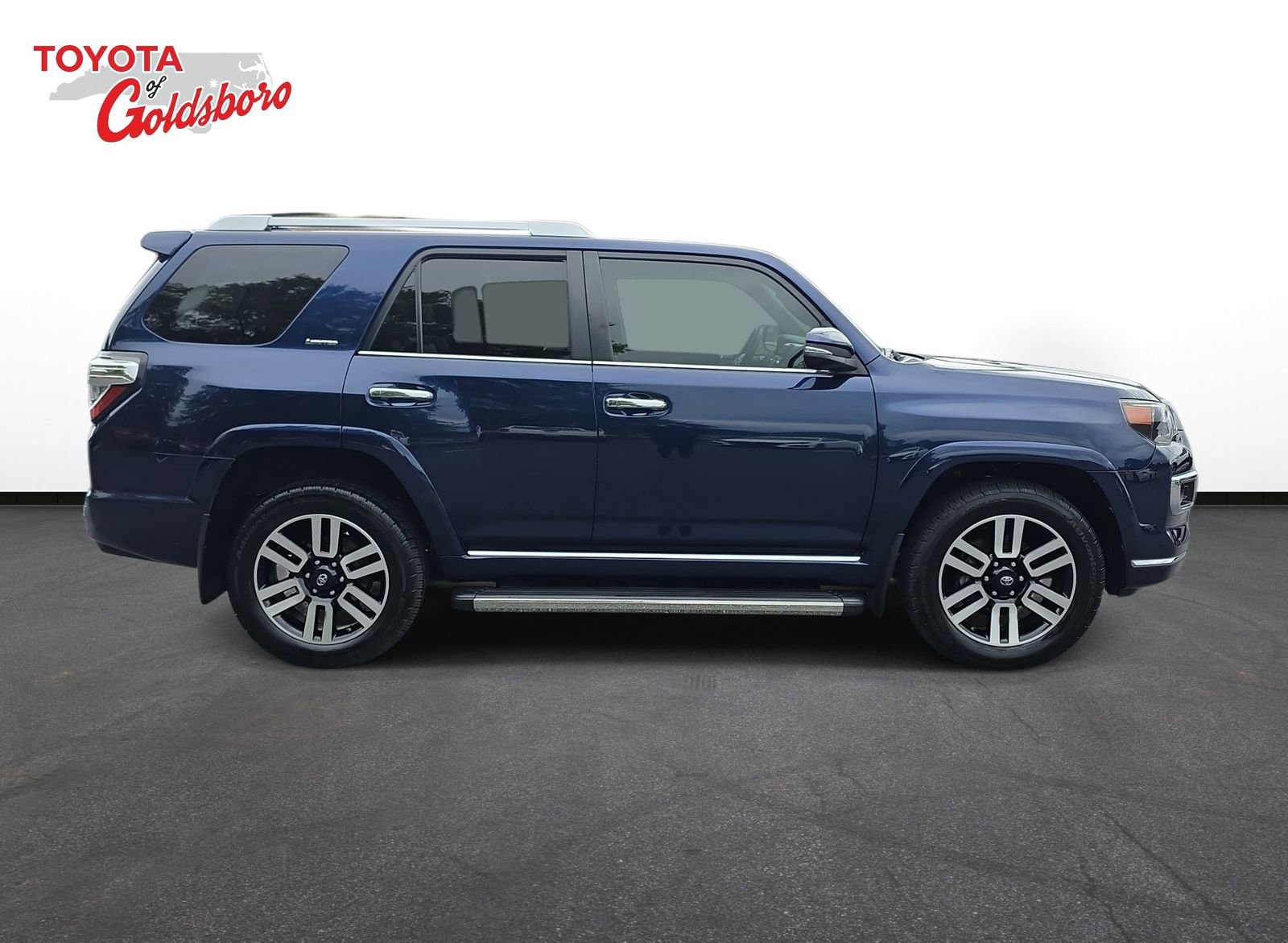 Used 2019 Toyota 4Runner Limited AWD/4WD image 4