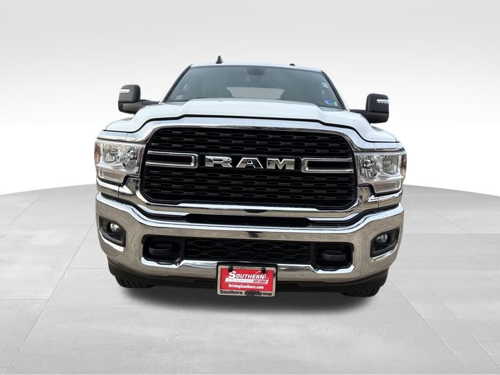 Used 2024 RAM 3500 Big Horn image 9