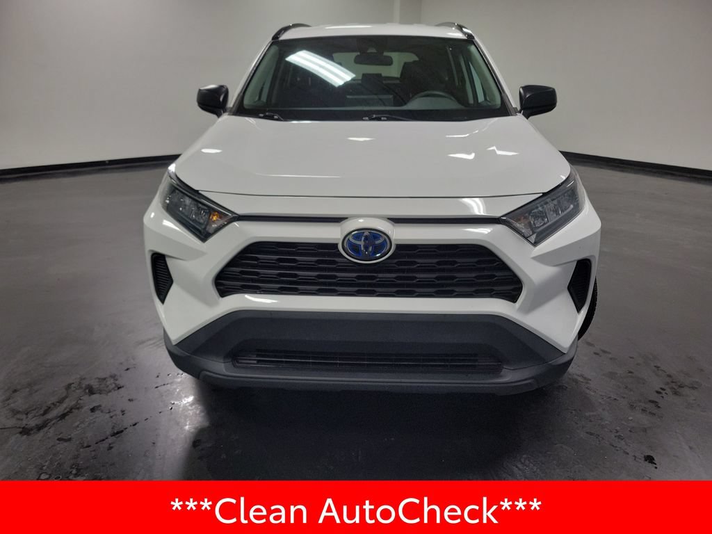 Used 2021 Toyota RAV4 LE AWD/4WD image 3