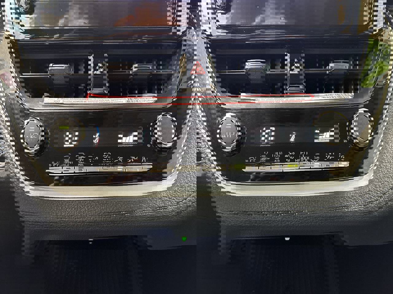 Certified 2026 Toyota Corolla Cross LE FWD image 20