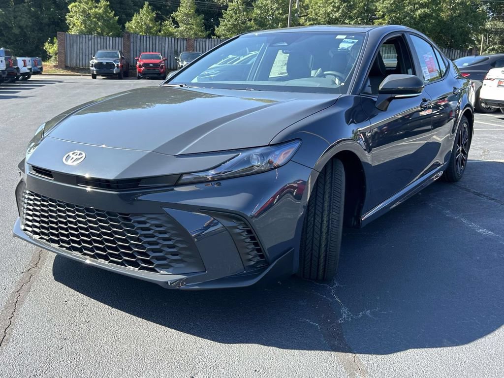 New 2026 Toyota Camry Hybrid FWD image 7