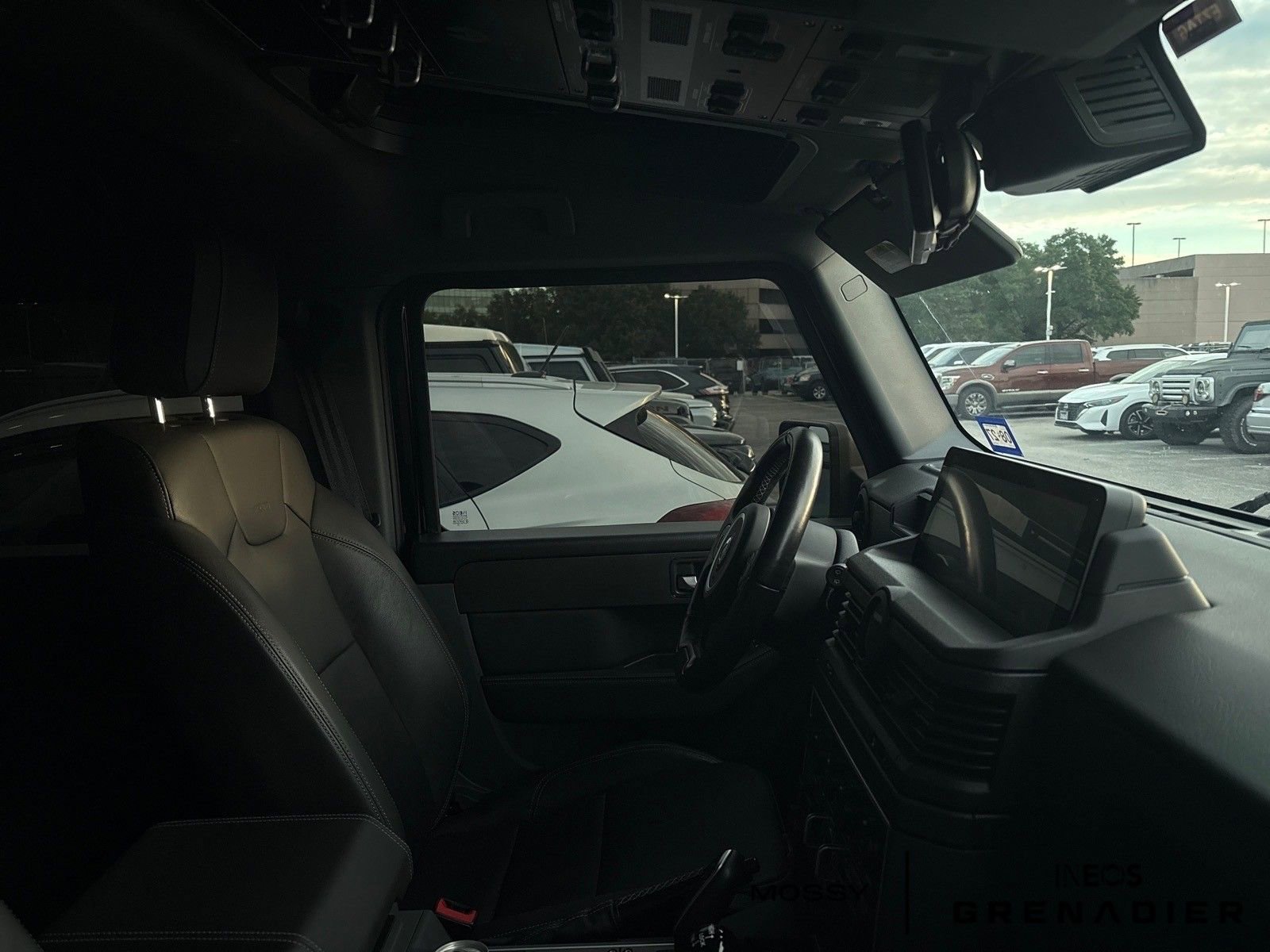 Used 2025 INEOS Grenadier image 3