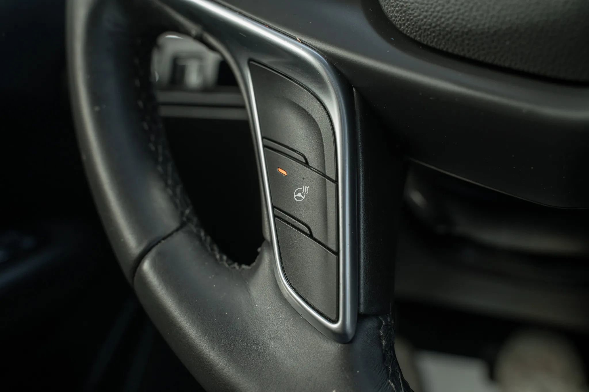 Used 2017 Cadillac XT5 Luxury w/ LPO, Wheel Lock Package image 22