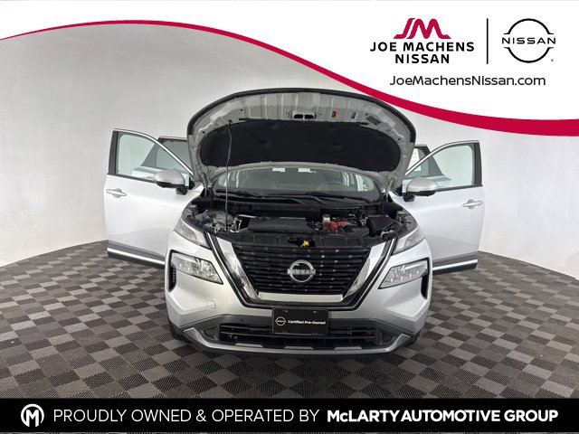 Used 2023 Nissan Rogue SL w/ SL Premium Package image 12