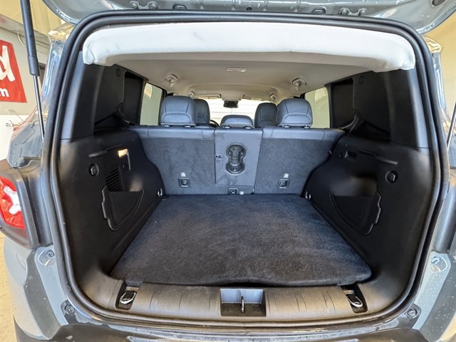 Used 2022 Jeep Renegade Trailhawk w/ Trailer Tow Group image 13