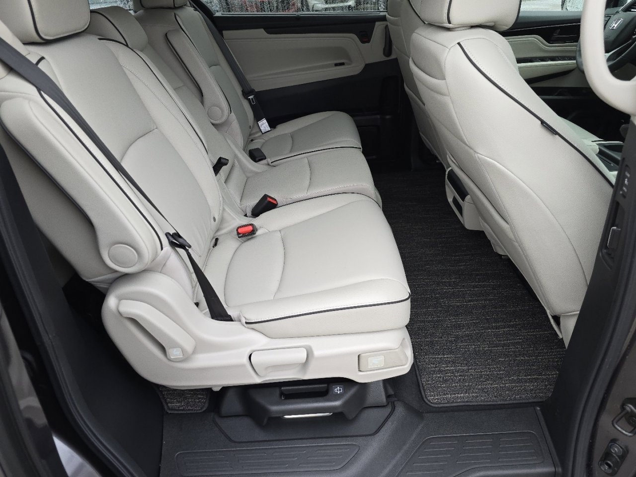 New 2026 Honda Odyssey Touring image 20