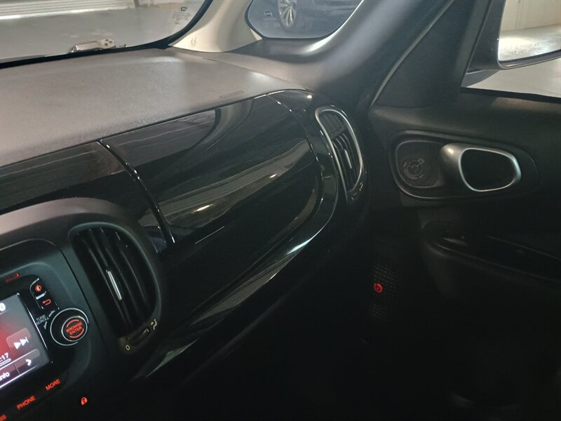 Used 2015 FIAT 500L Trekking FWD image 22