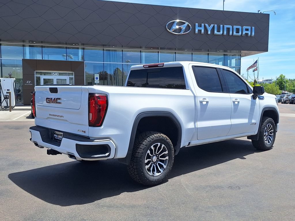 Used 2021 GMC Sierra 1500 AT4 w/ AT4 Preferred Package AWD/4WD image 3