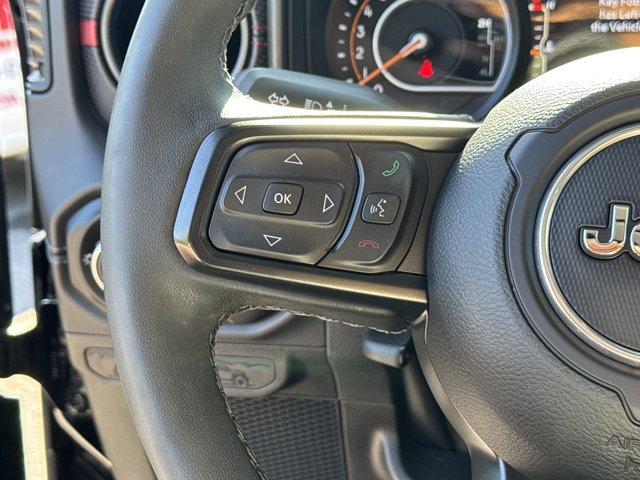 Certified 2025 Jeep Wrangler Unlimited Rubicon AWD/4WD image 29