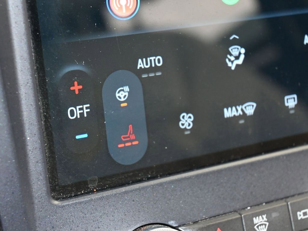 Used 2022 Ford Edge Titanium image 25