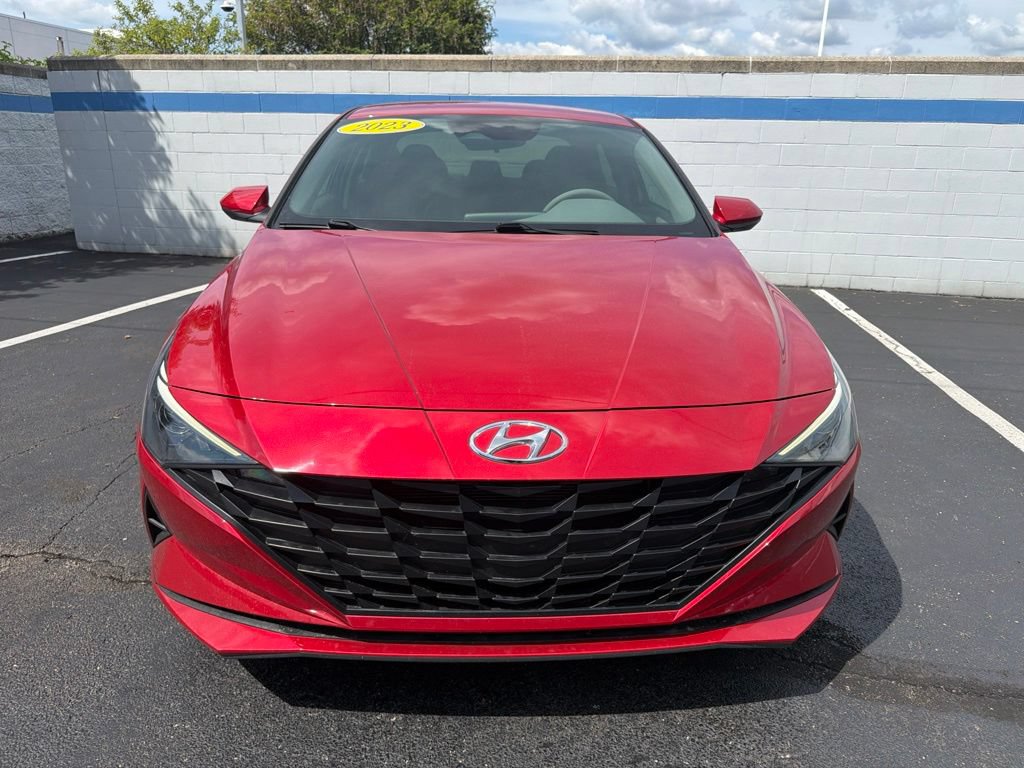 Used 2023 Hyundai Elantra SE FWD image 8