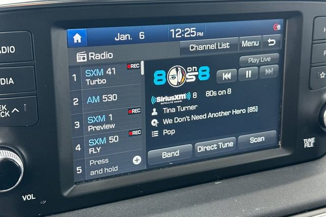 Used 2020 Hyundai Santa Fe SEL w/ Convenience + Premium Package image 17