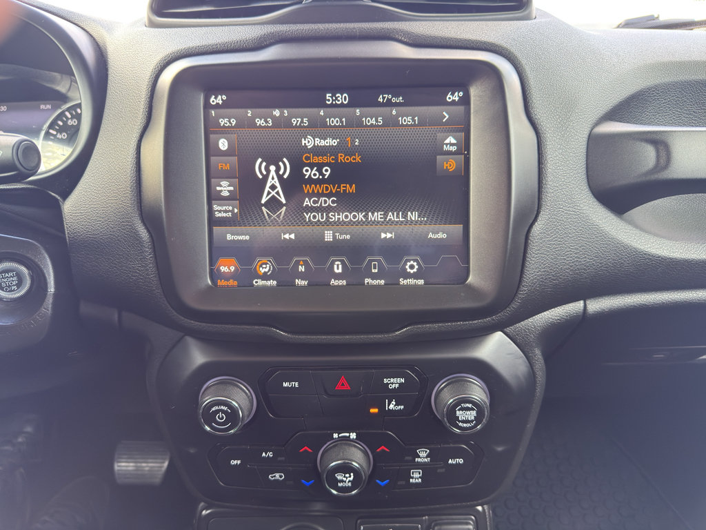 Used 2023 Jeep Renegade Trailhawk w/ Trailer Tow Group AWD/4WD image 22