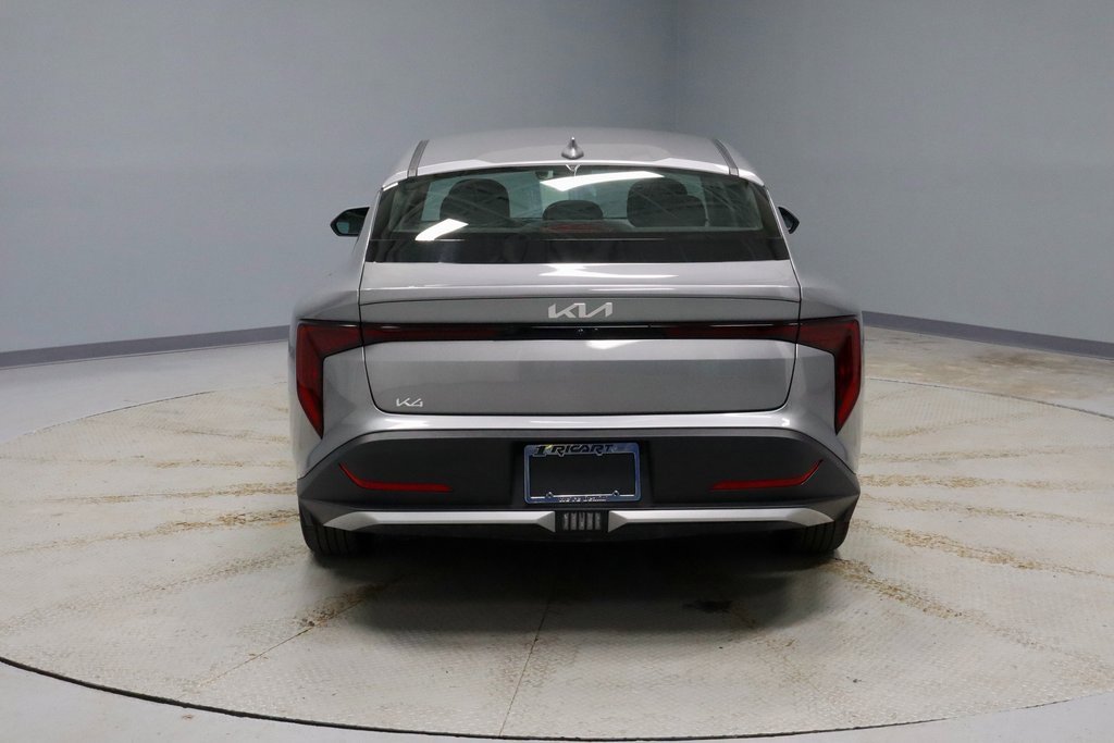 Used 2025 Kia K4 LXS image 9