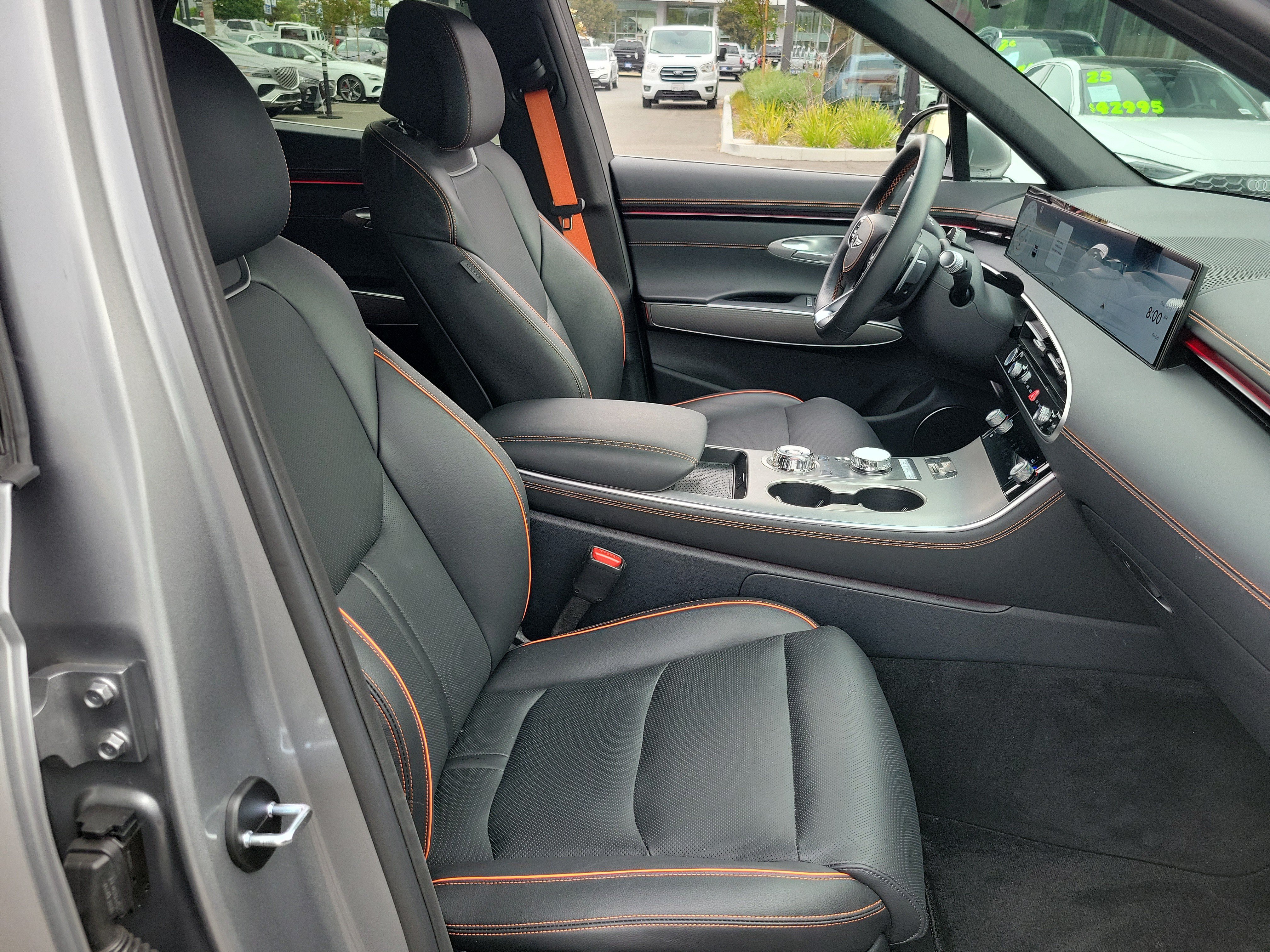 Certified 2026 Genesis GV70 3.5T Sport Advanced AWD/4WD image 23