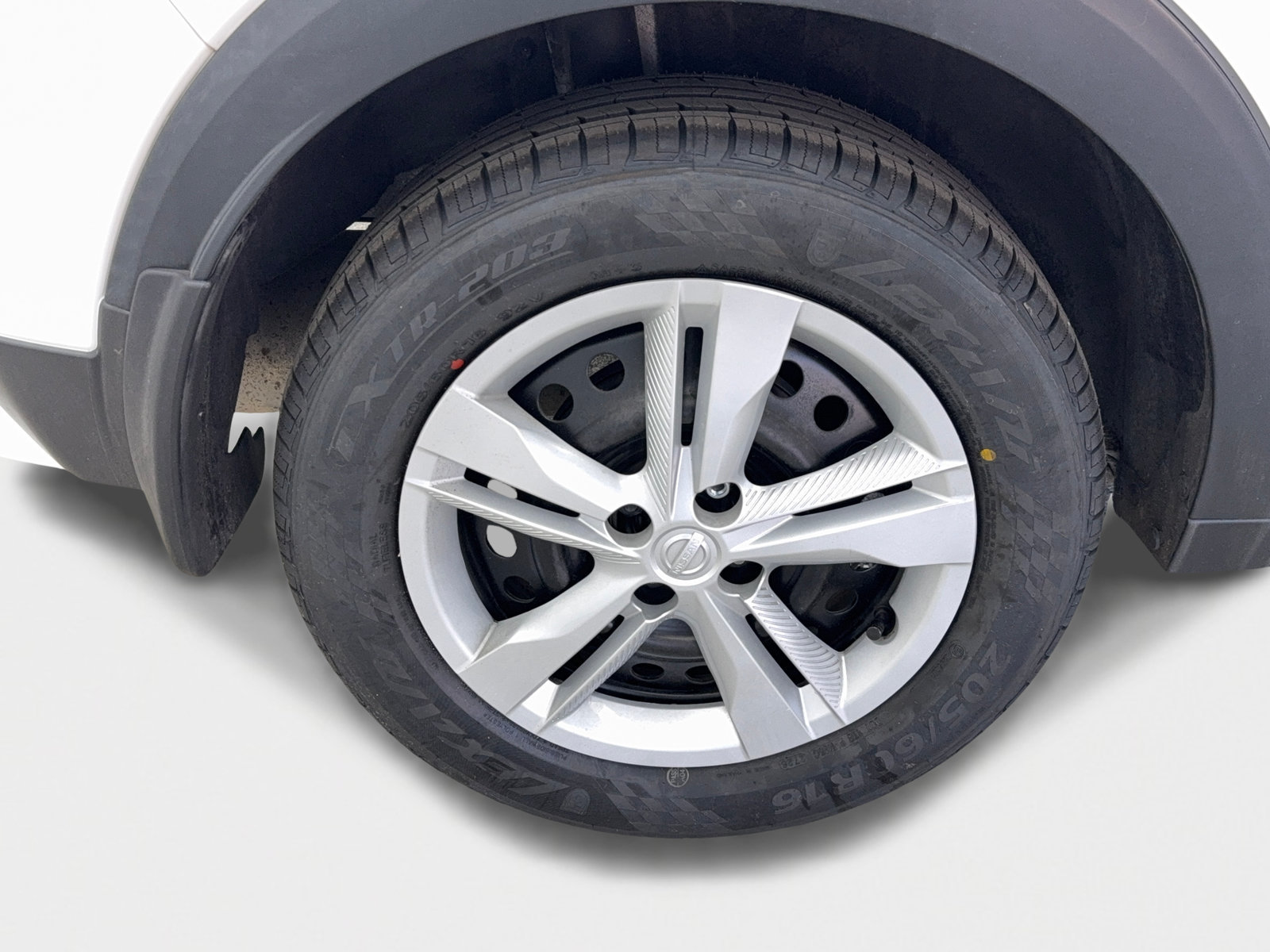 Used 2023 Nissan Kicks S FWD image 52