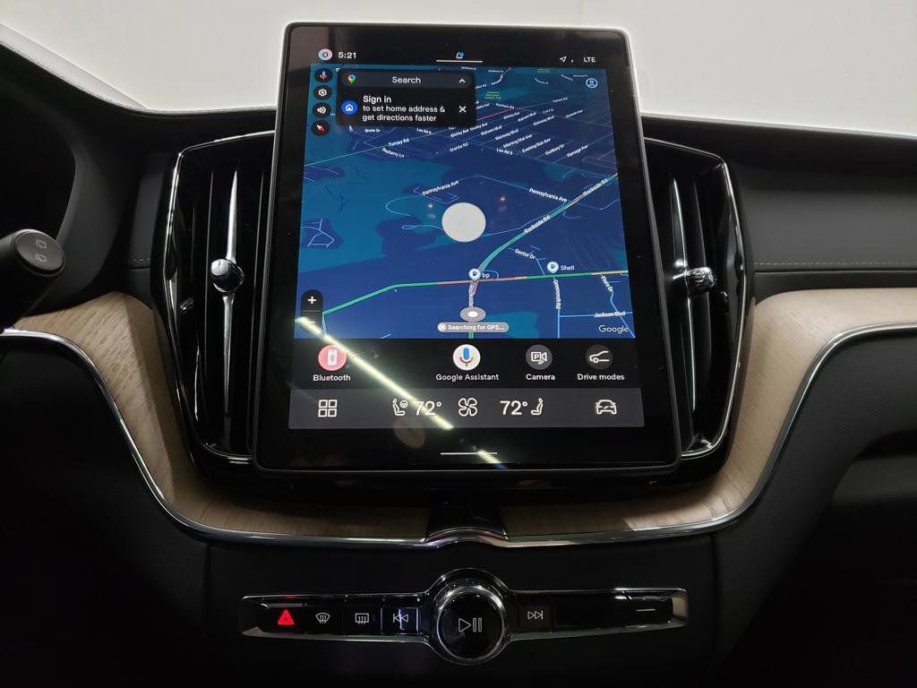 New 2026 Volvo XC60 B5 Ultra w/ Protection Package Premier AWD/4WD image 11