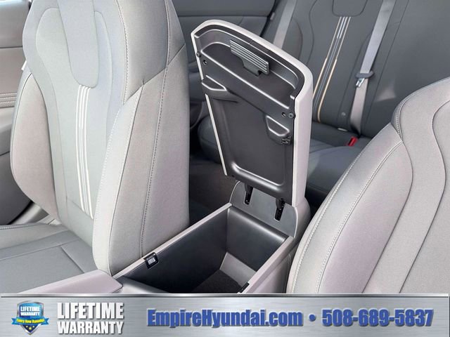 New 2026 Hyundai Elantra Sport FWD image 18