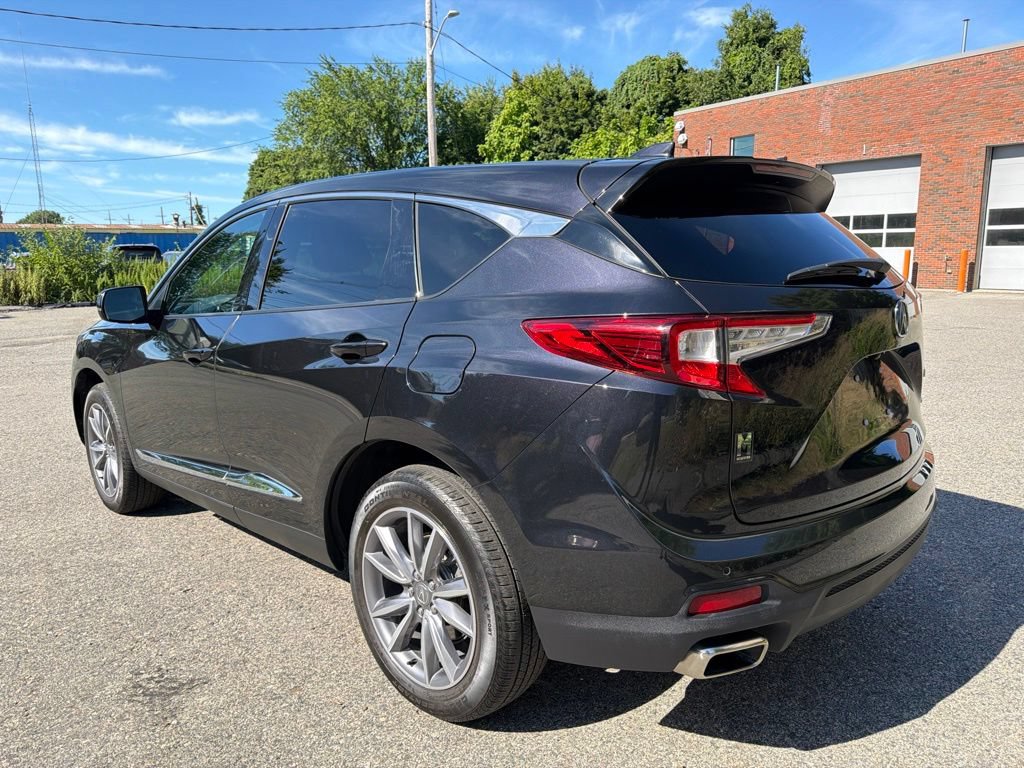 Used 2023 Acura RDX w/ Technology Package AWD/4WD image 4