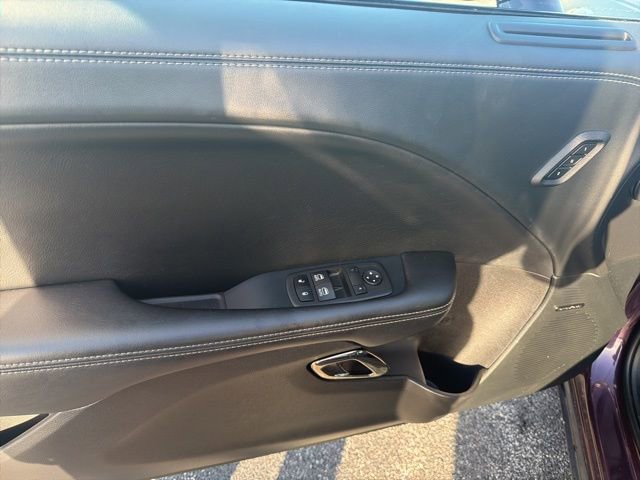 Used 2022 Dodge Challenger SRT Hellcat RWD image 7