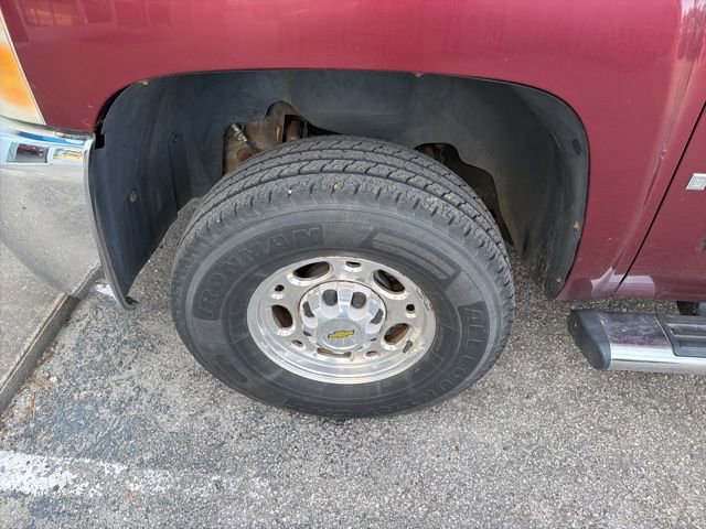 Used 2008 Chevrolet Silverado 2500 LT w/ 1LT Convenience Package image 2