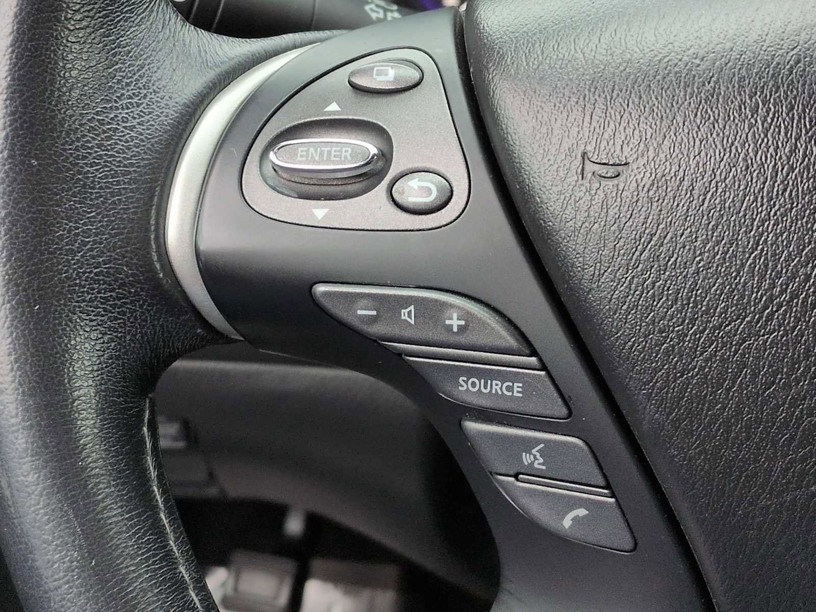 Used 2017 INFINITI QX60 FWD w/ Premium Plus Package image 25