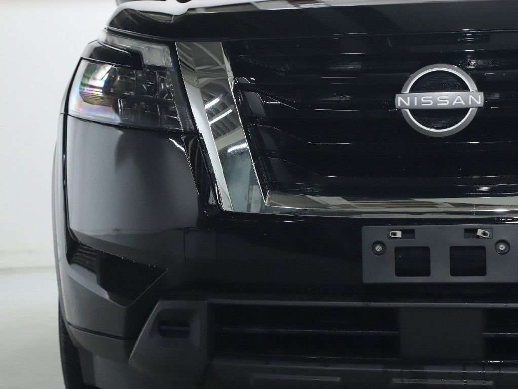 Certified 2025 Nissan Pathfinder SV AWD/4WD image 7