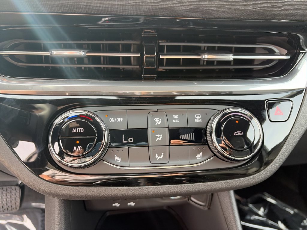 New 2026 Buick Envista Sport Touring w/ Convenience I Package FWD image 21