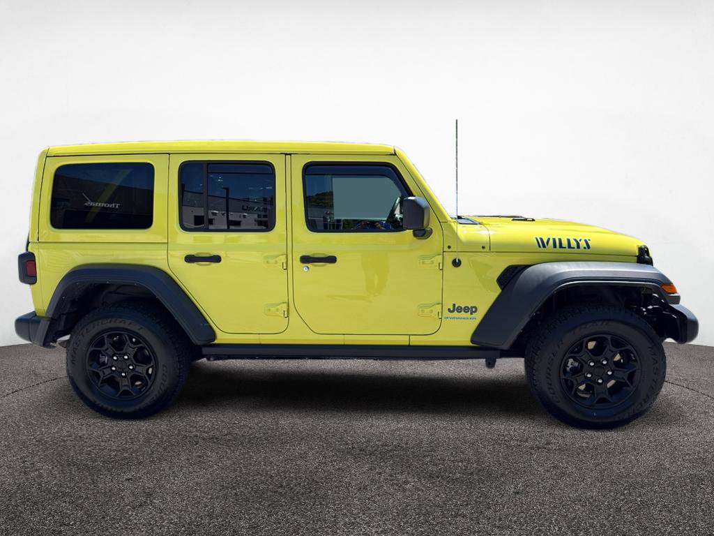 Used 2023 Jeep Wrangler Unlimited w/ Sun & Screen Package AWD/4WD image 4