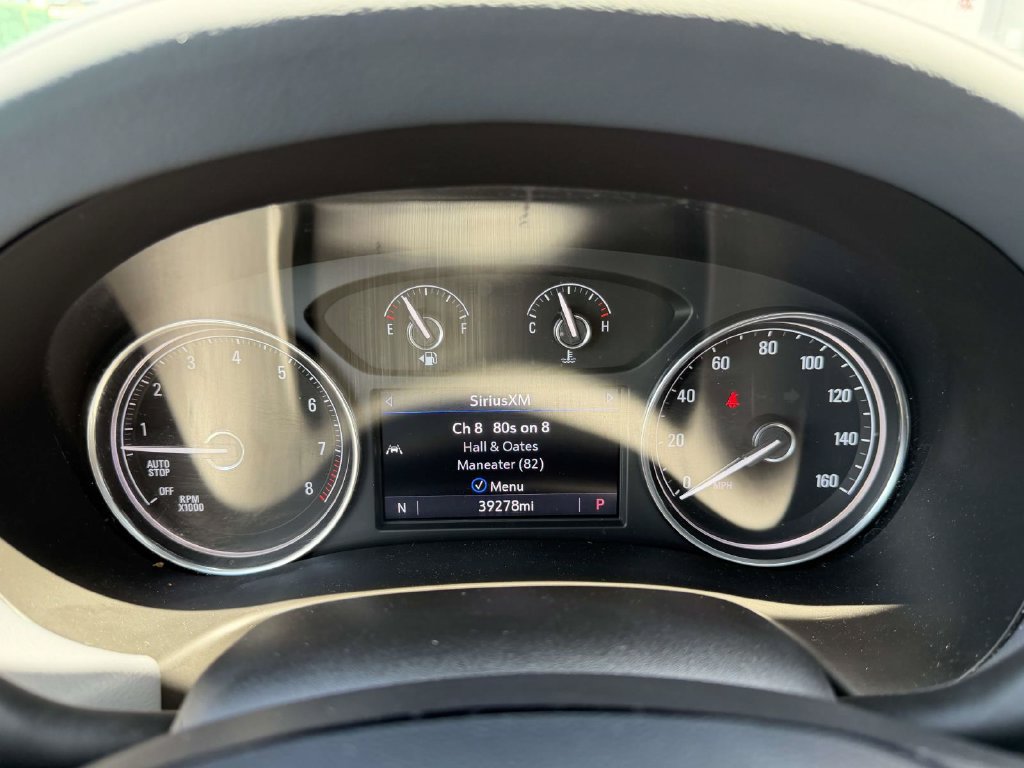 Used 2024 Buick Enclave Essence w/ Experience Buick Package AWD/4WD image 29