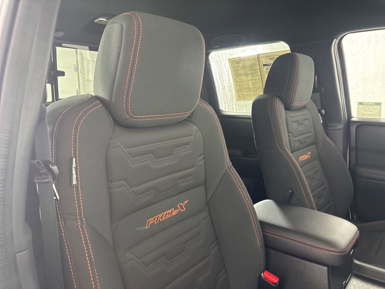 Used 2024 Nissan Frontier Pro-X w/ Technology Package image 29