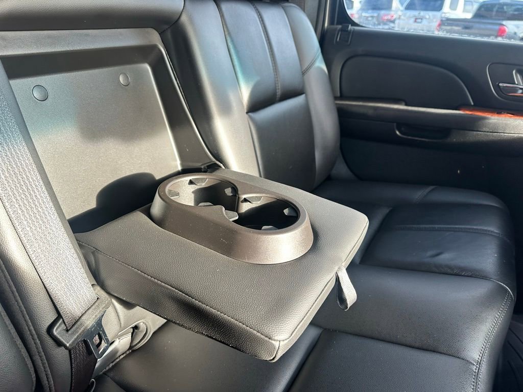 Used 2008 Chevrolet Avalanche LTZ w/ LTZ Preferred Equipment Group AWD/4WD image 33