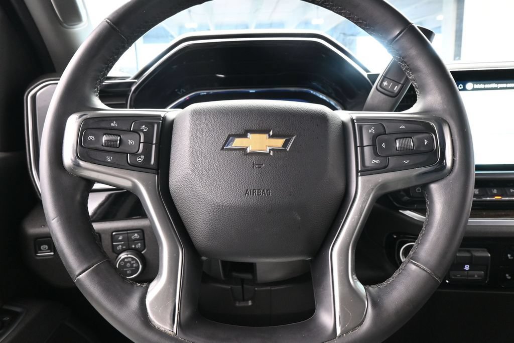 Used 2025 Chevrolet Silverado 2500 LT w/ Z71 Chrome Sport Edition AWD/4WD image 32