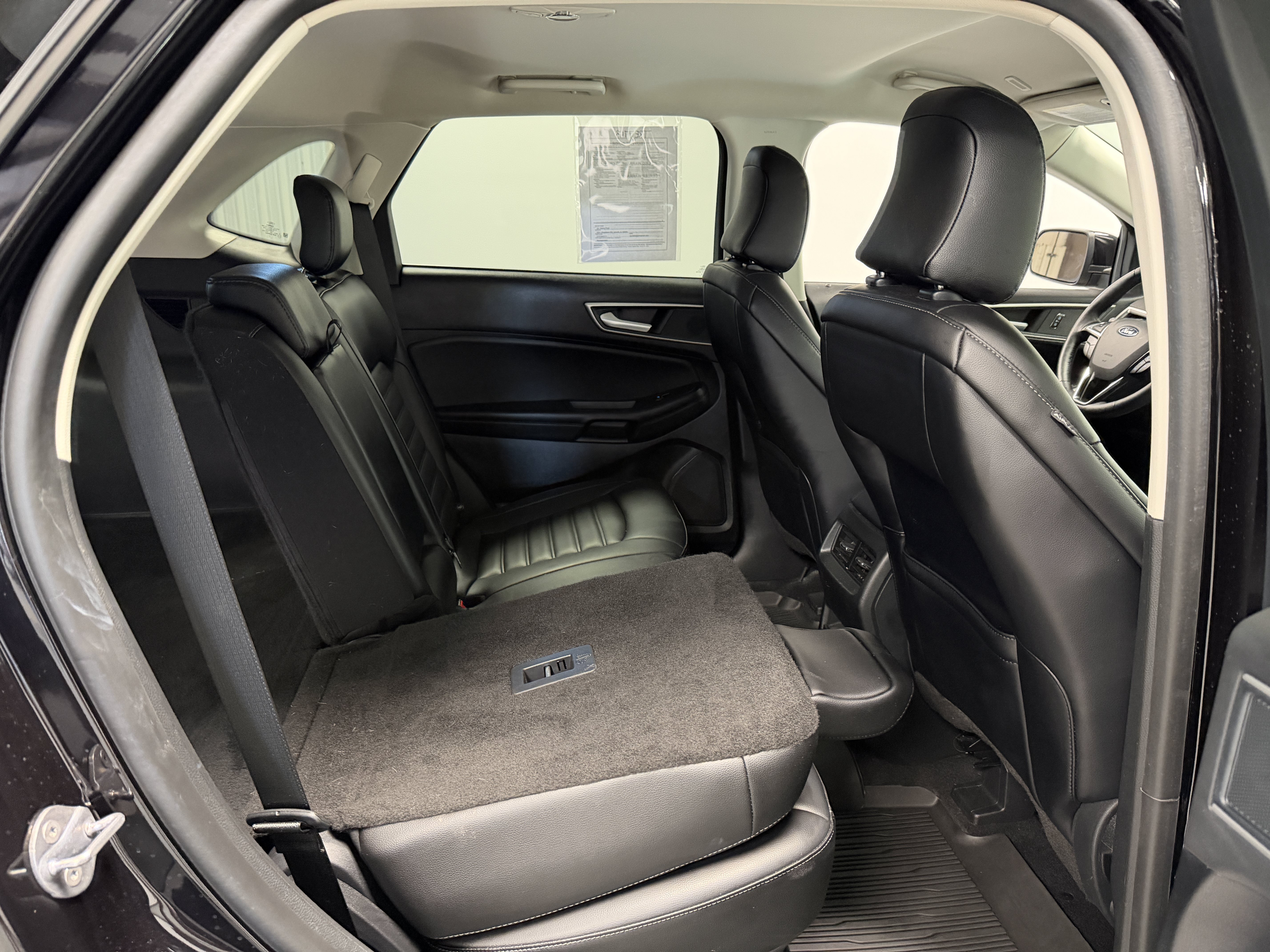 Used 2024 Ford Edge SEL w/ Convenience Package AWD/4WD image 22
