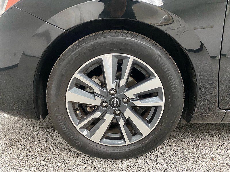 Used 2023 Nissan Versa SV image 19