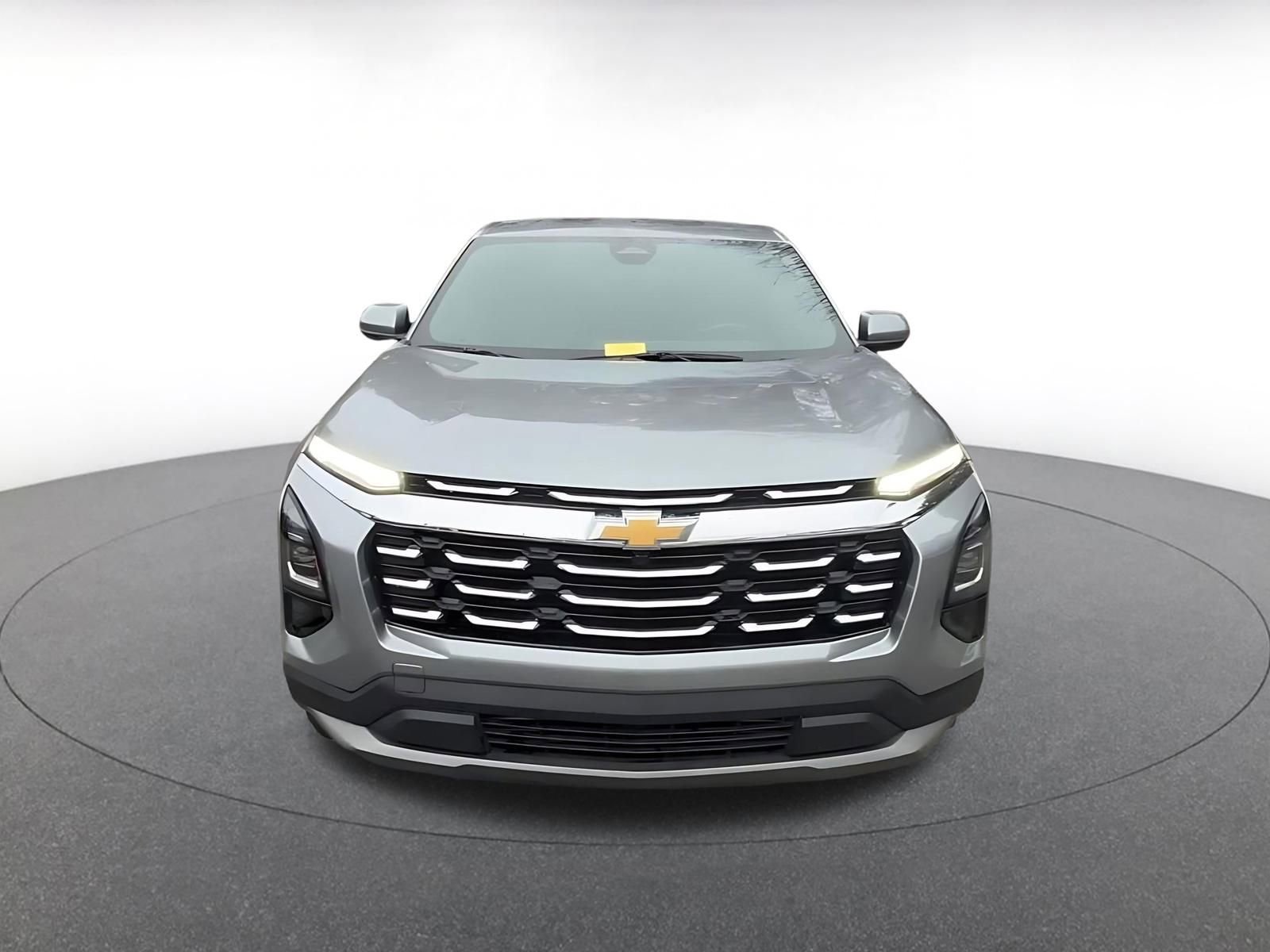 Used 2025 Chevrolet Equinox LT image 4