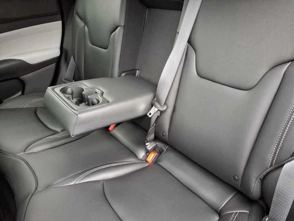 New 2026 Jeep Compass Limited image 13