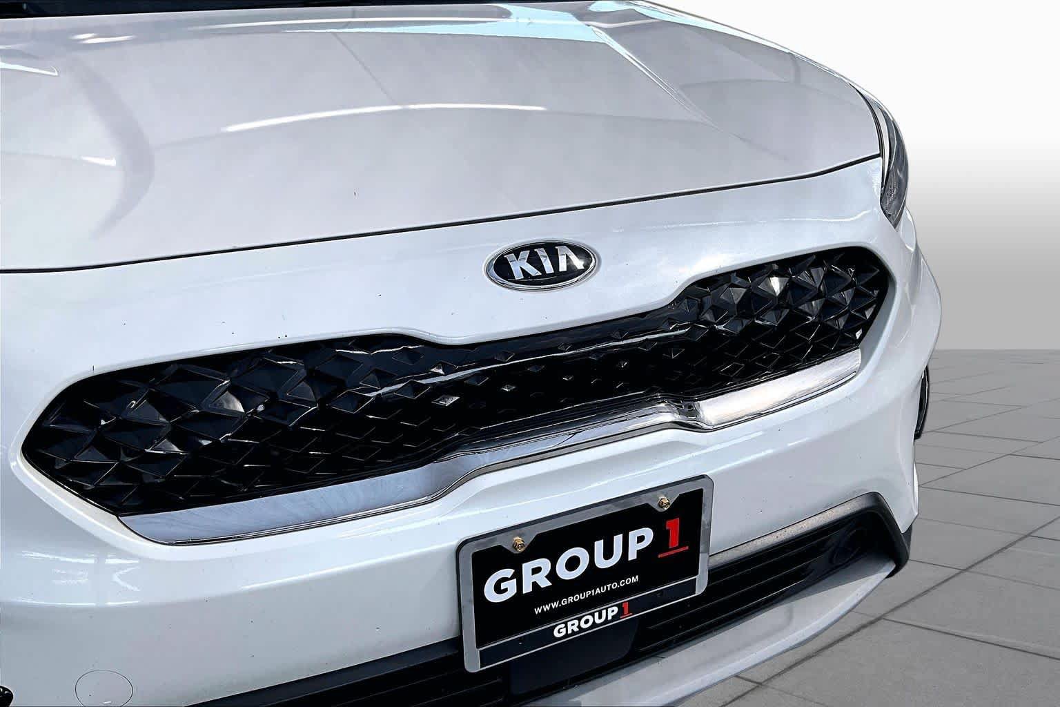 Used 2020 Kia Niro Touring FWD image 30