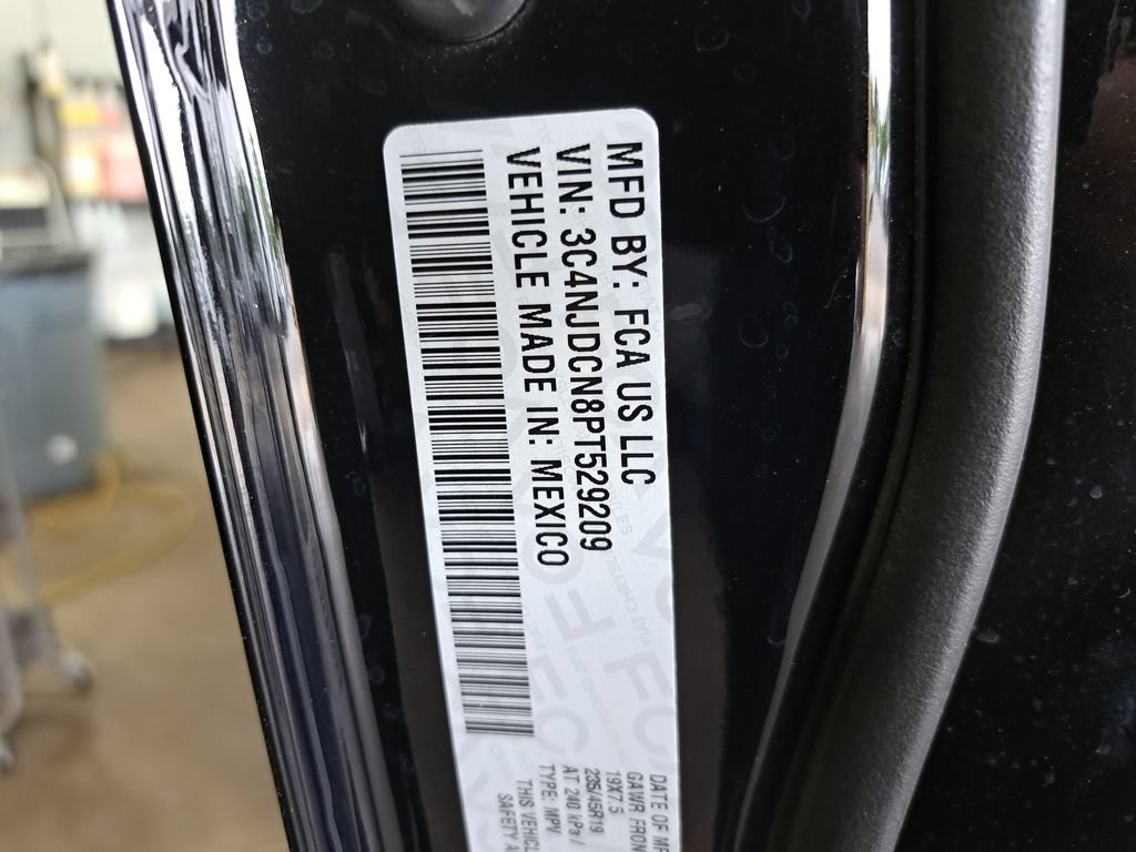 Certified 2023 Jeep Compass High Altitude AWD/4WD image 34