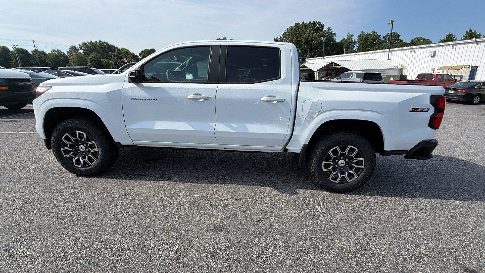 New 2026 Chevrolet Colorado Z71 w/ Technology Package AWD/4WD image 11