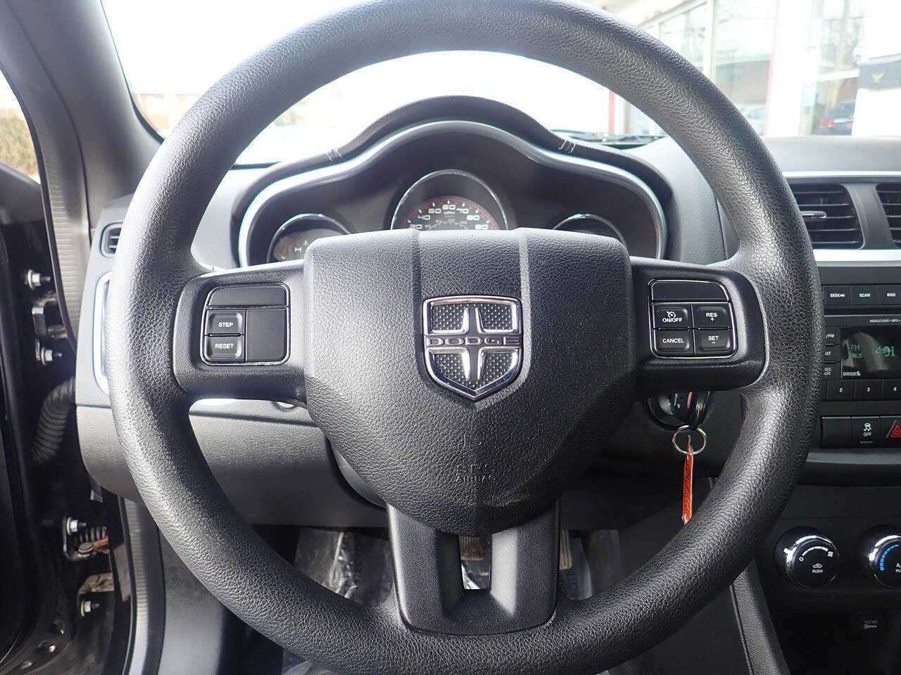 Used 2013 Dodge Avenger SE FWD image 6